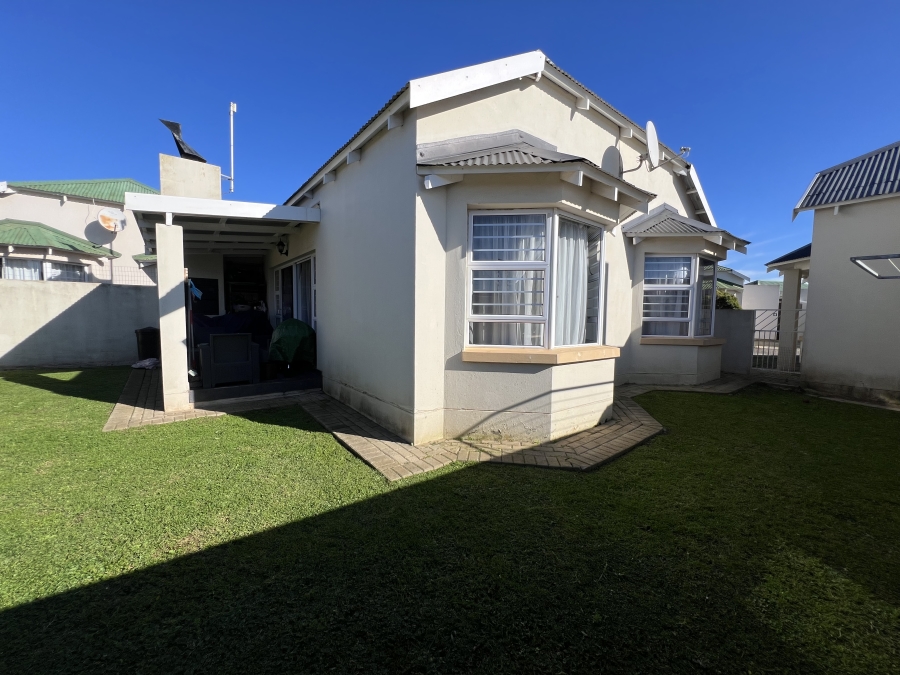 3 Bedroom Property for Sale in Jeffreys Bay Central Eastern Cape